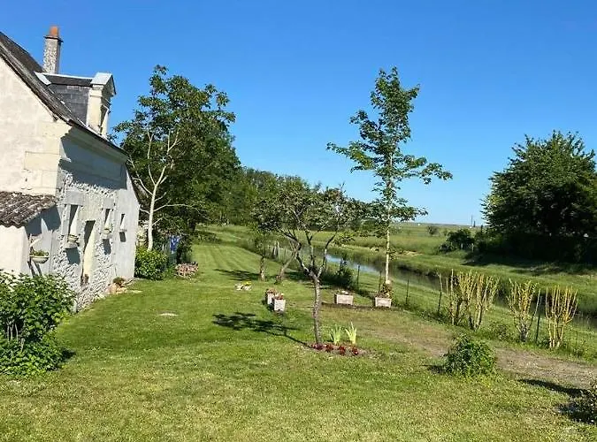 Petite Maison Au Bord Du Canal, 8\' Zoo De Beauval, Pmr